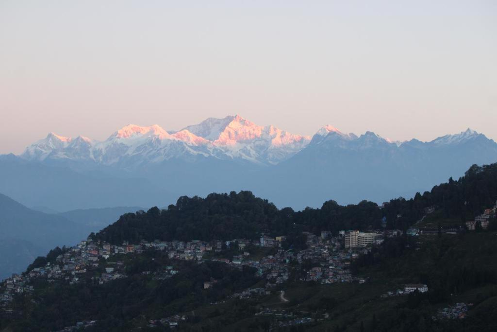 Norbu Thungkar Homestay Дарджилинг Экстерьер фото